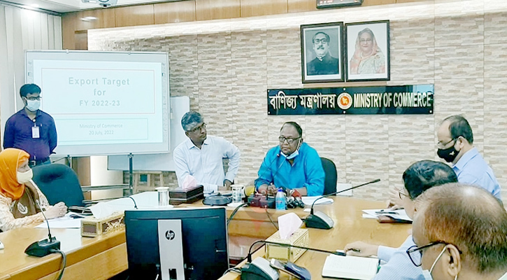 চলতি অর্থবছরে রপ্তানি আয়ের লক্ষ্য ৬৭ বিলিয়ন ডলার