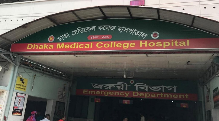 রাজধানীতে পৃথক ছিনতাইকারীর ছুরিকাঘাতে আহত ২