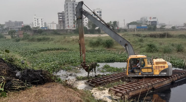 কিউলেক্স মশা নিধনে একযোগে সকল খাল ও জলাশয় পরিষ্কার কার্যক্রম শুরু করেছে ডিএনসিসি