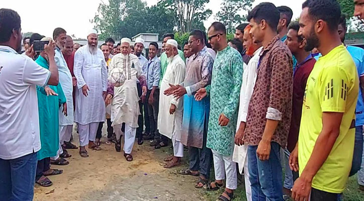 ইসলামপুরে ধর্ম প্রতিমন্ত্রী‍‍`র শেখ রাসেল স্মৃতি ফুটবল টূর্ণামেন্ট উদ্বোধন