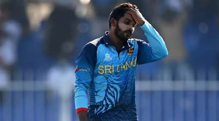 চোটের জন্য ছিটকে গেলেন হাসারাঙ্গা