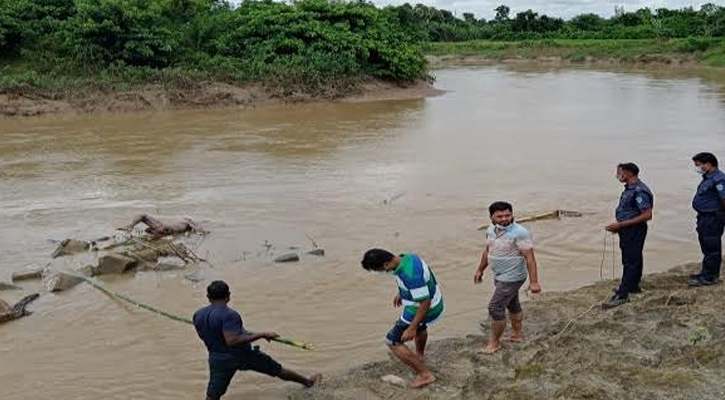 মাটিরাঙ্গা অযোধ্যায় শিকলে বাধা লাশ উদ্ধার
