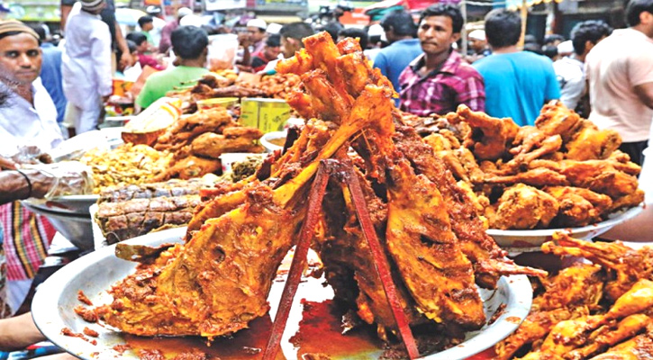 ইফতারিতে তেলে ভাজা মুখরোচক খাদ্য, বাড়াচ্ছে স্বাস্থ্যঝুঁকি