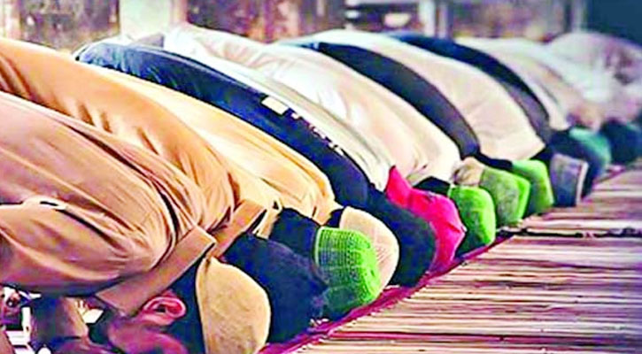 নামাজে সুতরা ব্যবহারের নিয়ম