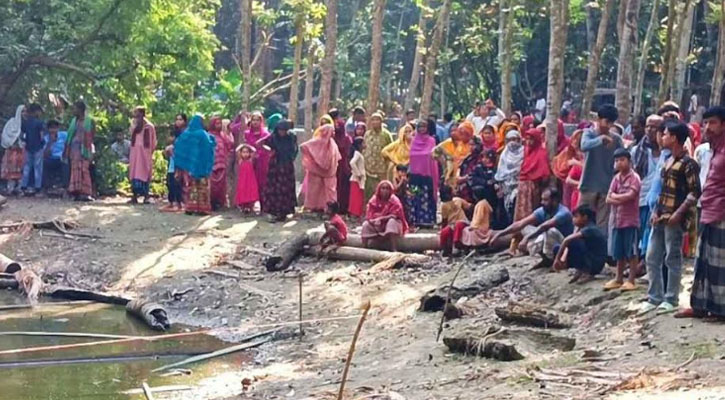 নড়াইলে ডোবা থেকে শিশুর লাশ উদ্ধার