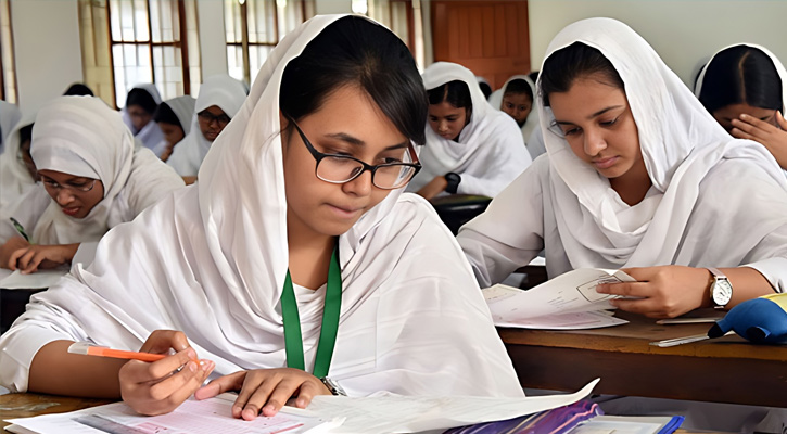 ‘নতুন শিক্ষাক্রমে ২০২৬ সালে এসএসসি পরীক্ষা’