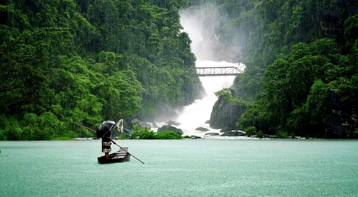 প্রাকৃতিক সৌন্দর্যের ভরপুর সিলেট ভ্রমণ