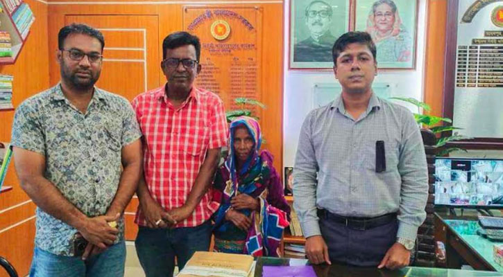 মাধবপুরে গৃহহীন জবেদার পাশে দাঁড়িয়েছেন ইউএনও