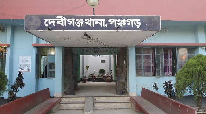 দেবীগঞ্জে কিশোরীকে উত্যক্ত করায় থানায় অভিযোগ