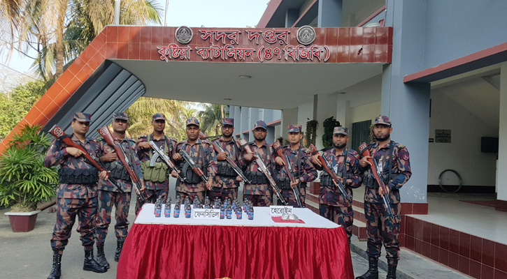 মিরপুরে ট্রেন থেকে ফেনসিডিল-হেরোইন উদ্ধার