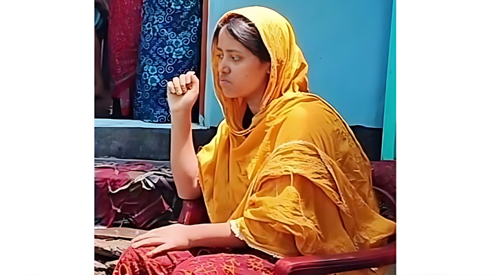 চাচা শশুরকে বিয়ে করতে ভাতিজা বউয়ের অনশন