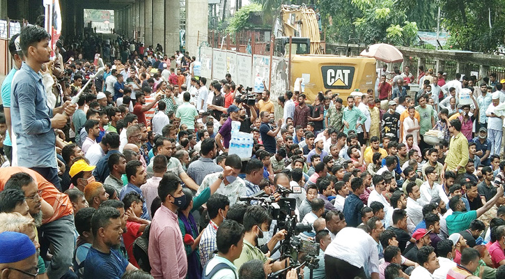 প্রেসক্লাবের সামনে বিএনপির সমাবেশ, ভোগান্তিতে সাধারণ মানুষ