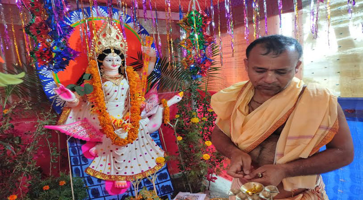 কোটালীপাড়ায় সরস্বতী পূজা অনুষ্ঠিত