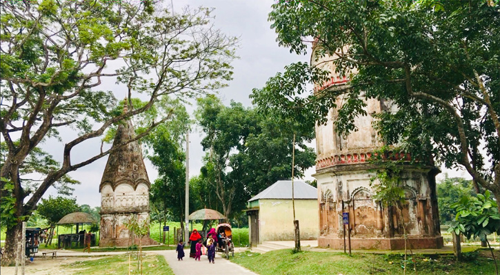 কালের সাক্ষী কবি চন্দ্রাবতীর শিব মন্দির