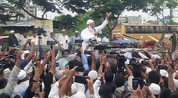 আমরা যেনতেন নির্বাচন চাই না: ফেনীমুখী পথে শফিকুর রহমান