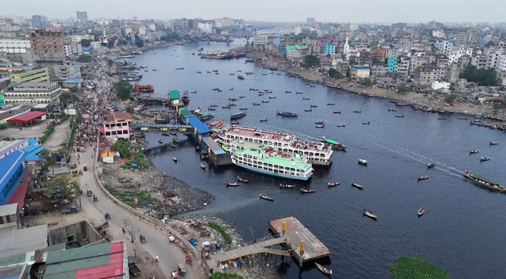 বুড়িগঙ্গা থেকে  ৪ জনের মরদেহ উদ্ধার