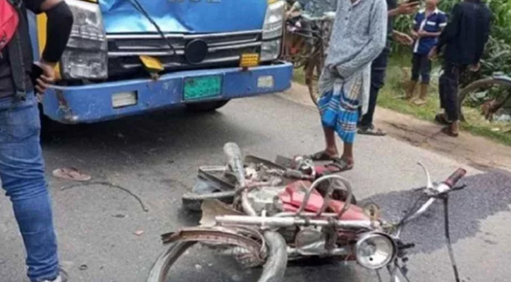 টাঙ্গাইলে পিকআপ ও মোটরসাইকেলের সংঘর্ষে নিহত ৩
