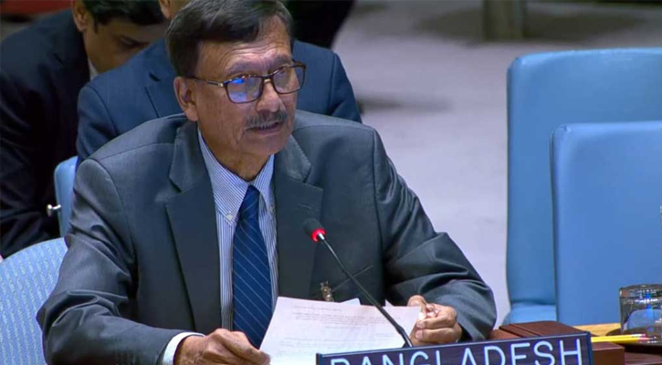 রোহিঙ্গা সংকট আঞ্চলিক নিরাপত্তার জন্য হুমকির আশঙ্কা