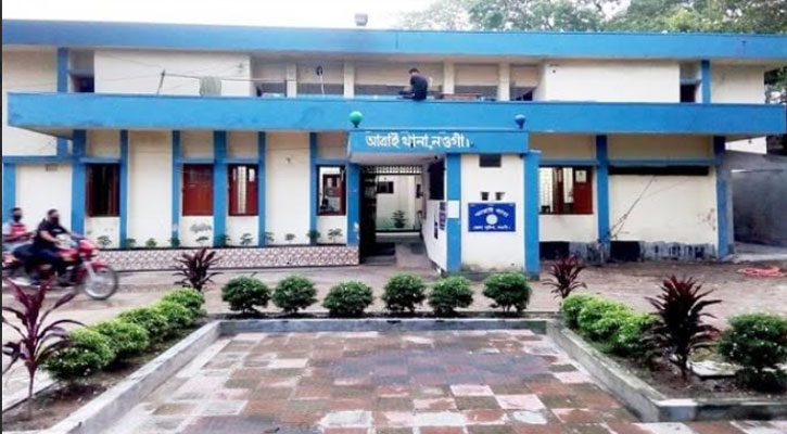 আত্রাইয়ে চুরি ও মাদক মামলার আসামিসহ গ্রেফতার ৫