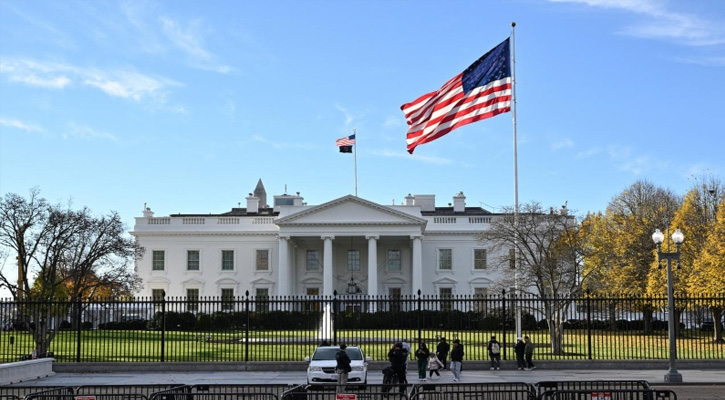 আফগান নাগরিকদের ভিসা দেওয়া বন্ধ করল যুক্তরাষ্ট্র