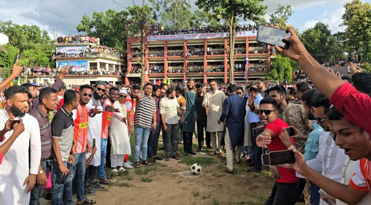 আগামী নির্বাচনে জনগণের সরকার প্রতিষ্ঠিত হবে: সাবেক ফুটবলার আমিনুল হক