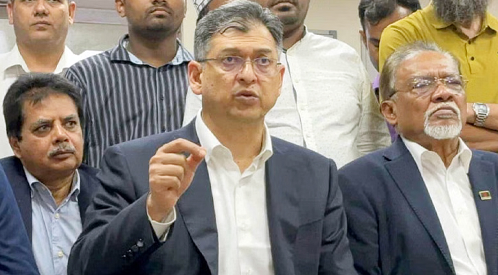 ফ্যাসিবাদবিরোধী ঐক্য অটুট রাখতে হবে : সালাহউদ্দিন আহমদ