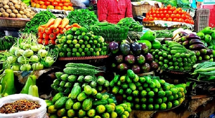 কমছে না সবজির দাম