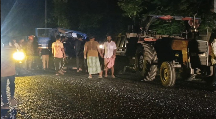 ফরিদপুরে ট্রলিকে পিকআপের ধাক্কা, নিহত বিক্রয় প্রতিনিধি