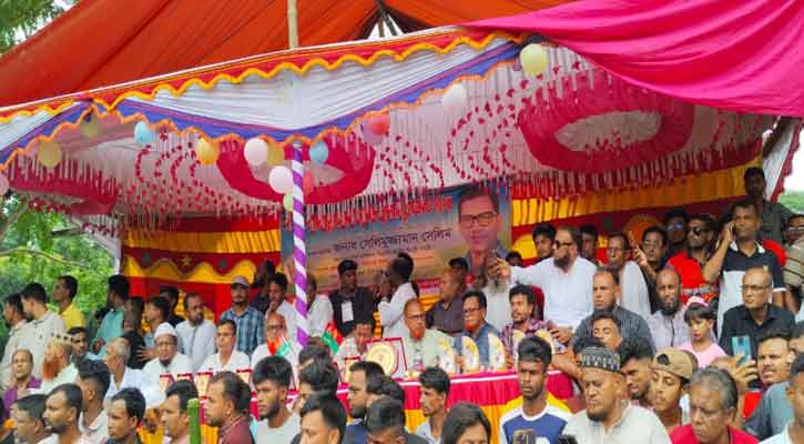সেলিমুজ্জামান সেলিম ফুটবল টুর্নামেন্টের ফাইনালে রাজৈর চ্যাম্পিয়ন