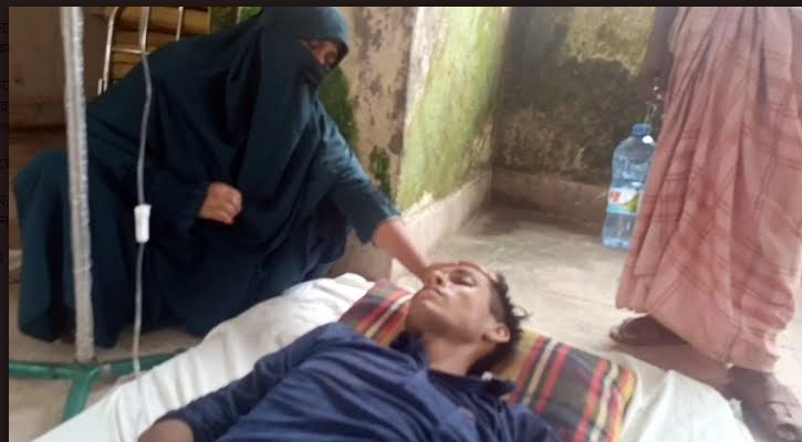 ভোলায় চাঁদা না দেওয়ায় সাংবাদিক পরিবারের ওপর হামলা, আহত ৪