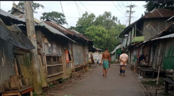বাউফলে এক রাতে ১১ বসতঘর ও দোকানে চুরি