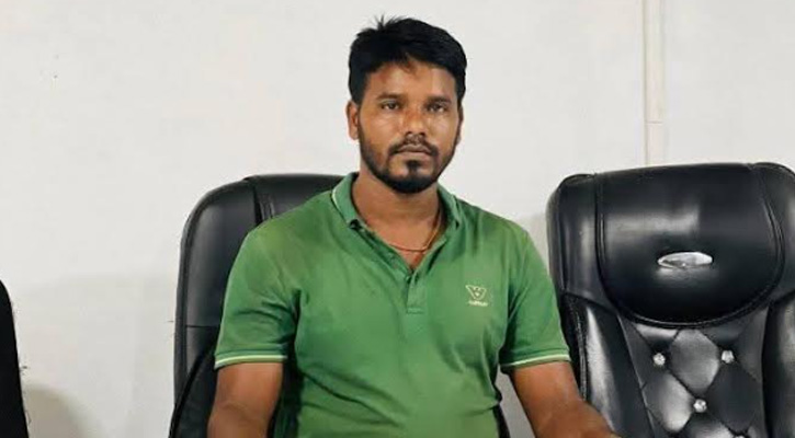 আড়াইহাজারে গণপিটুনিতে শীর্ষ সন্ত্রাসী ও ইউপি সদস্য সোহেল নিহত