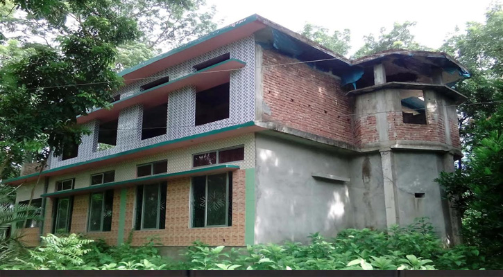 নড়াইলের তুলারামপুরে বৃটিশ শাসনামলে নির্মিত হয়েছিল দক্ষিণপাড়া জামে মসজিদ