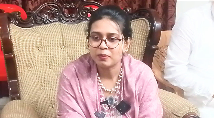 শত্রুতা নয়, মিত্রতা সহিত কাজ করার আহ্বান জানান শেরপুরে বিএনপি নেত্রী প্রিয়াংকা