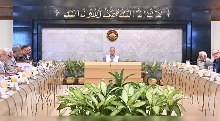 উপদেষ্টা পরিষদের বৈঠকে ‘পুলিশ কমিশন অধ্যাদেশ-২০২৫’ অনুমোদন