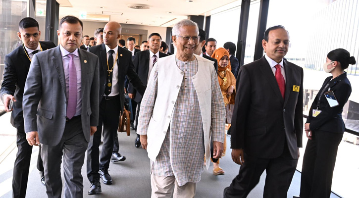 জাপানে পৌঁছেছেন প্রধান উপদেষ্টা ড. ইউনূস