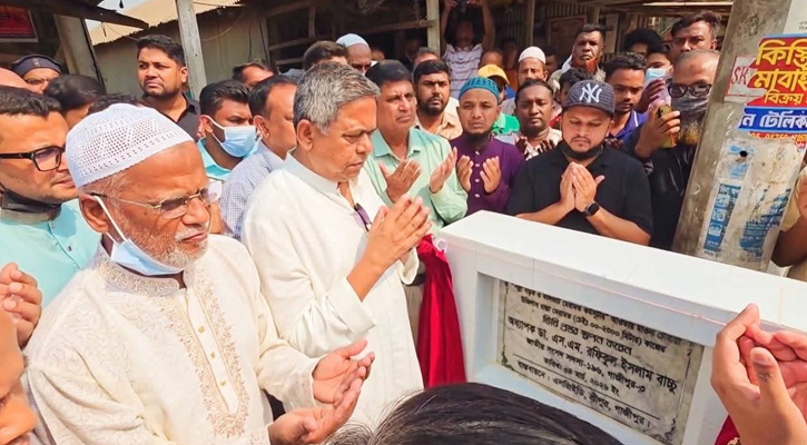 শ্রীপুরে ১৭ কোটি ১০ লাখ টাকার ৮ উন্নয়ন প্রকল্পের উদ্বোধন