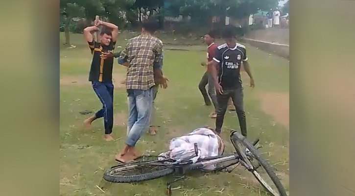 মদনে বৃদ্ধকে হত্যাচেষ্টার অভিযোগ, ভেঙে দেওয়া হয়েছে দুই পায়ের গোড়ালি