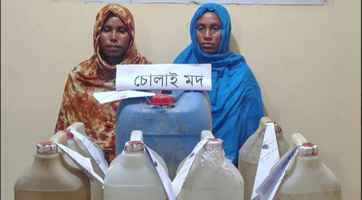 জীবননগরে মাদকবিরোধী অভিযান, ৯০ লিটার চোলাই মদসহ দুই নারী গ্রেফতার