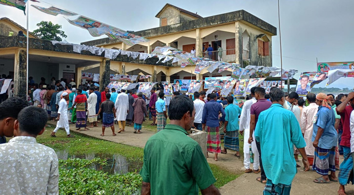 মধ্যনগরে দ্বিতীয় ধাপে বিএনপির ইউনিয়ন কাউন্সিল অনুষ্ঠিত