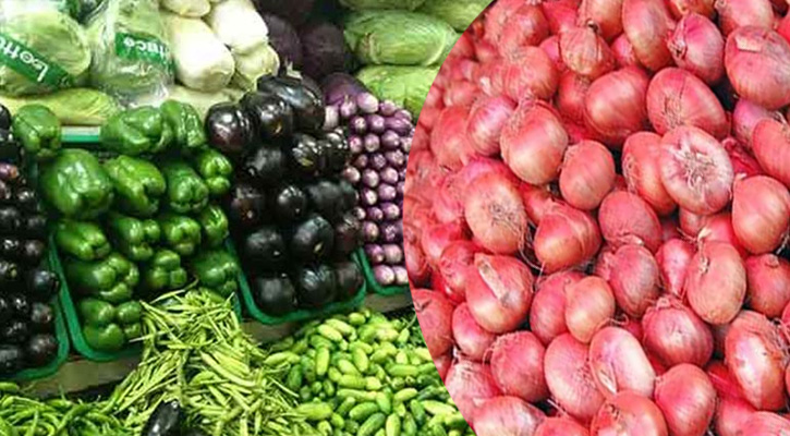 সবজির বাজারে স্বস্তি ফিরলেও বেড়েছে পেঁয়াজের ঝাঁজ