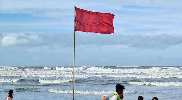 চার সমুদ্রবন্দরে ৩ নম্বর সতর্কসংকেত