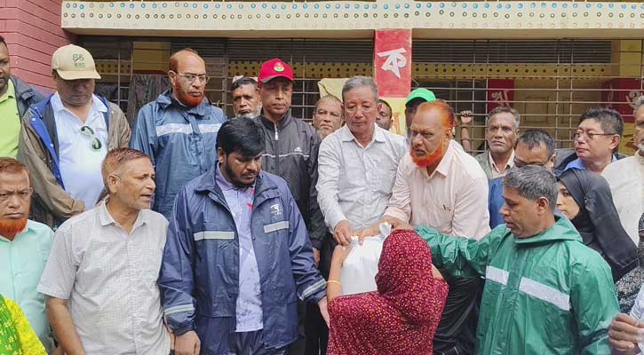 বাঘাইছড়িতে বন্যাদুর্গত এলাকা পরিদর্শন ও ত্রাণ বিতরণ