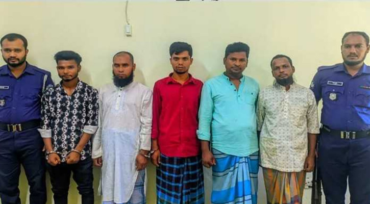 ভোলাগঞ্জে পাথর লুটের ঘটনায় গ্রেপ্তার ৫