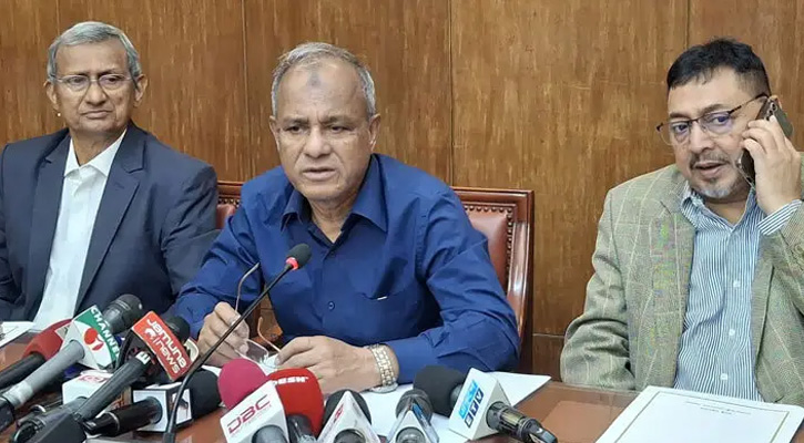 নির্বাচনের আগে আইনশৃঙ্খলা অবনতির শঙ্কা নেই: স্বরাষ্ট্র উপদেষ্টা