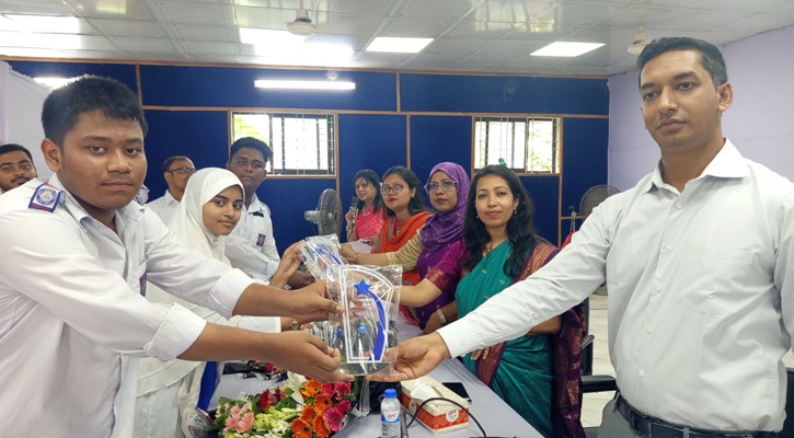 লৌহজংয়ে স্টার্টআপ, বিজ্ঞান প্রকল্প ও উদ্ভাবনী ধারণা প্রদর্শনী অনুষ্ঠিত