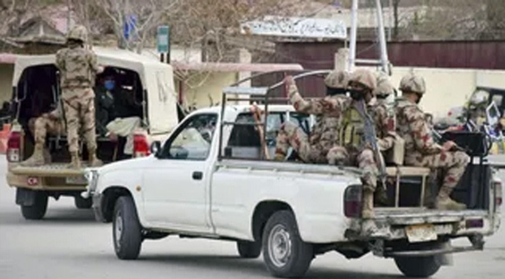 পাকিস্তানে সেনা-পুলিশ অভিযানে টিটিপির ৩০ সন্ত্রাসী নিহত