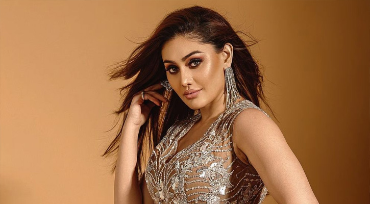 অভিনেত্রী শেফালী জারিওয়ালার আর নেই