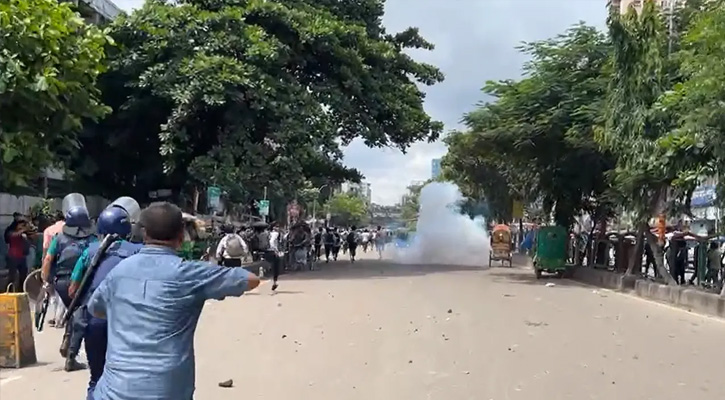 আবারও ঢাকা কলেজ ও সিটি কলেজের শিক্ষার্থীদের সংঘর্ষ