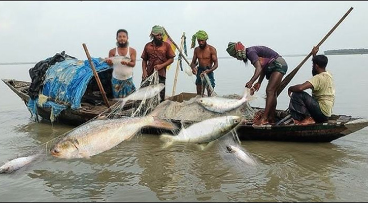 ১৫ এপ্রিল থেকে বঙ্গোপসাগরে ৫৮ দিনের মাছ ধরার নিষেধাজ্ঞা